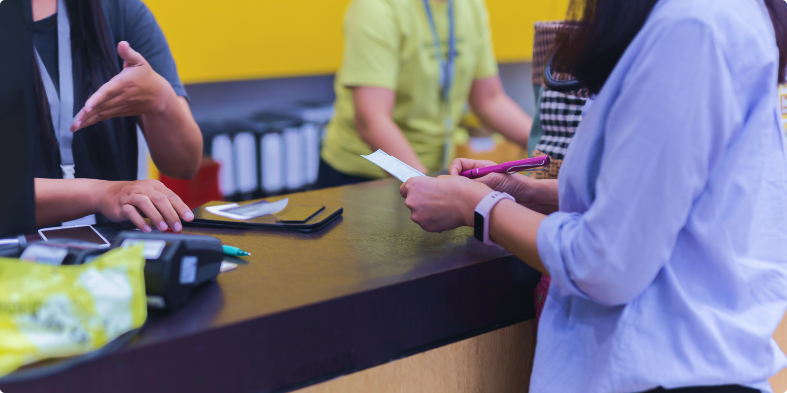 실시간 방문자 관리와 효율적인 데이터 
처리로 스마트한 방문 환경을 제공합니다